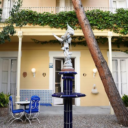 Hotel Medium Renaixença Sitges Exterior foto