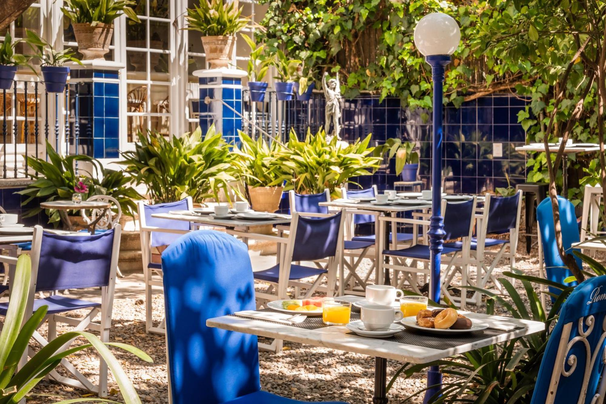 Hotel Medium Renaixença Sitges Exterior foto