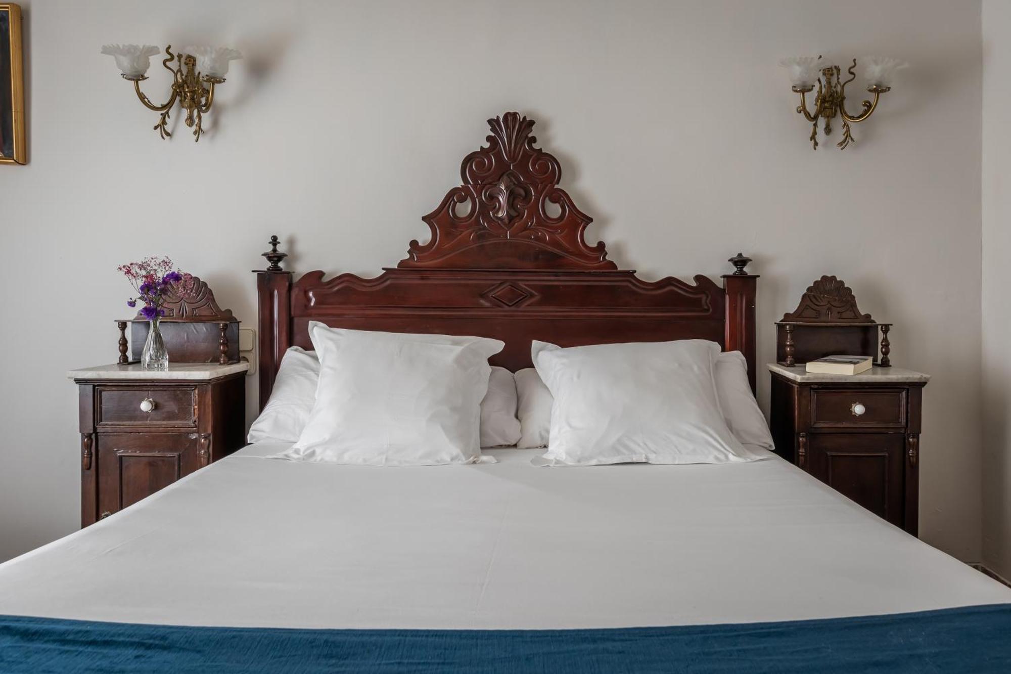 Hotel Medium Renaixença Sitges Quarto foto