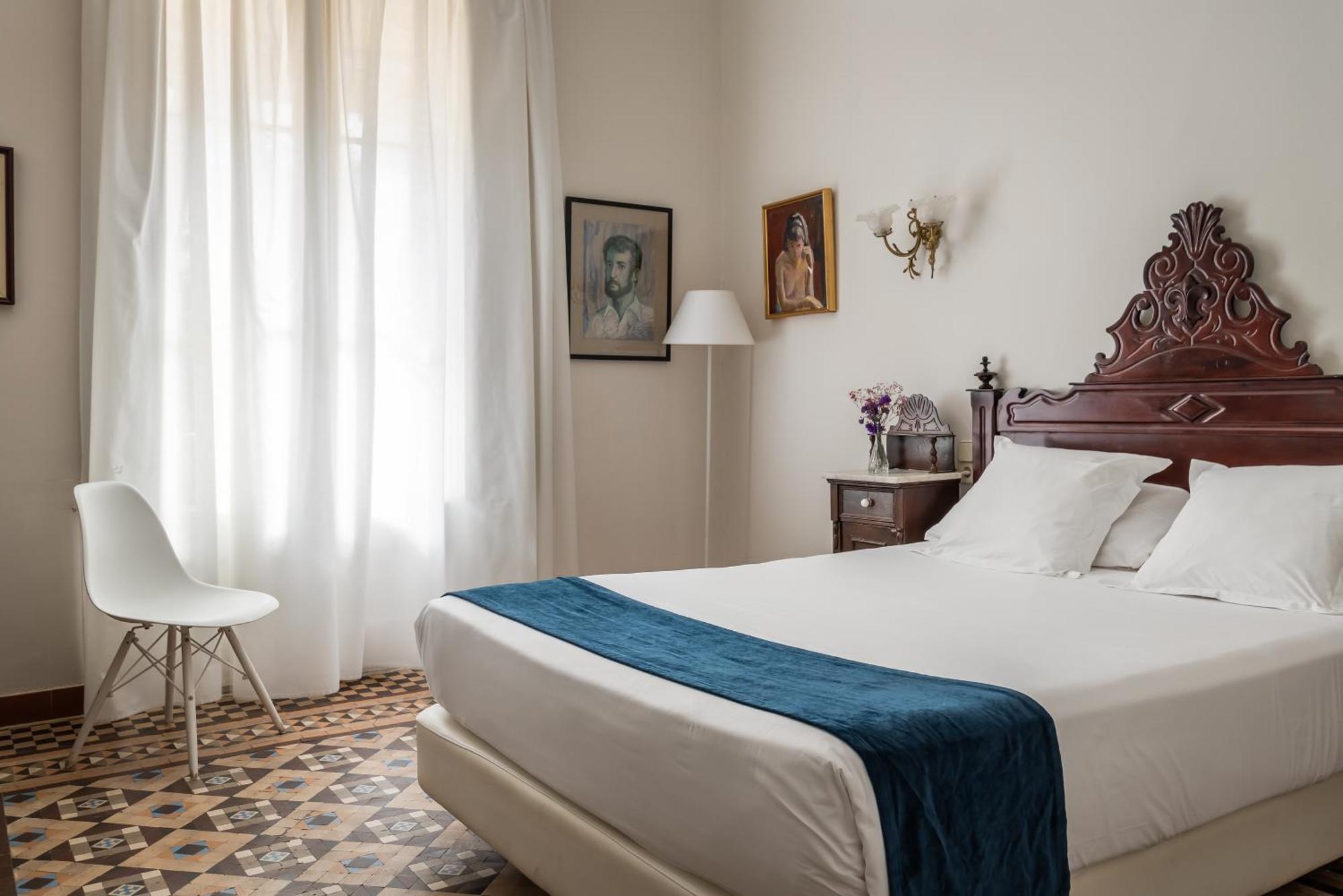 Hotel Medium Renaixença Sitges Quarto foto